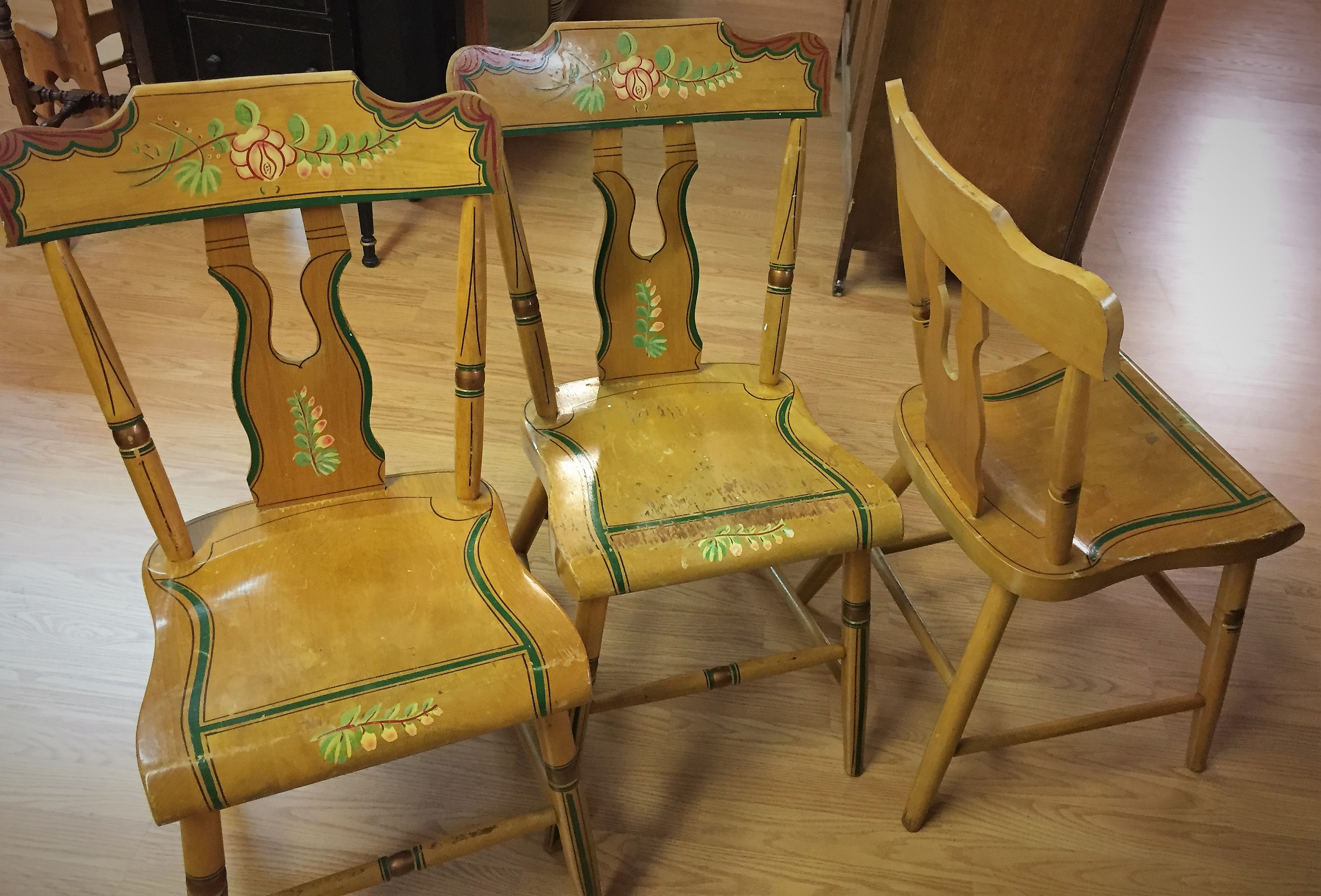pennsylvania dutch dining room chairs